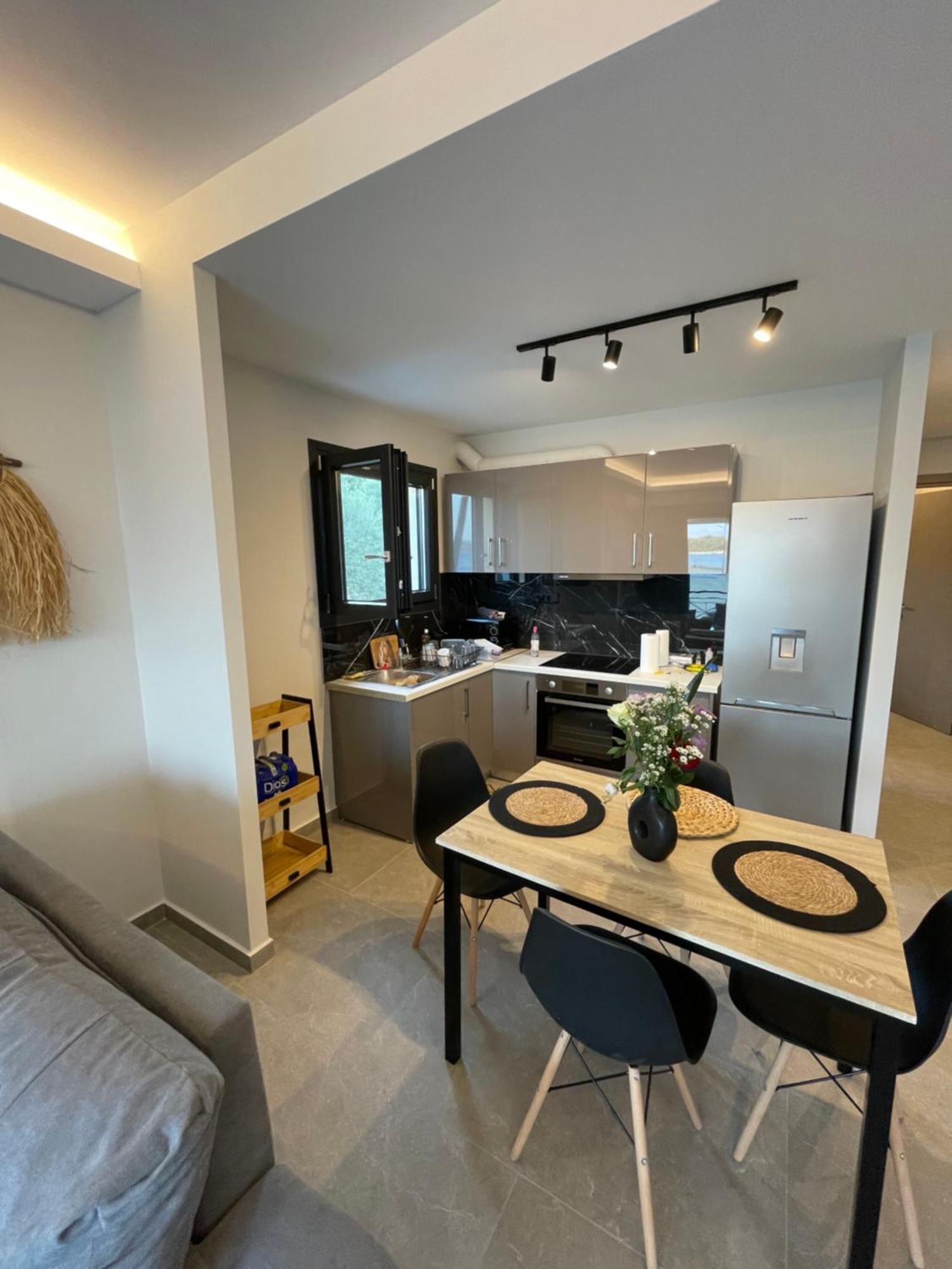 Sailors Apartments Perigiali Nydri  Ngoại thất bức ảnh